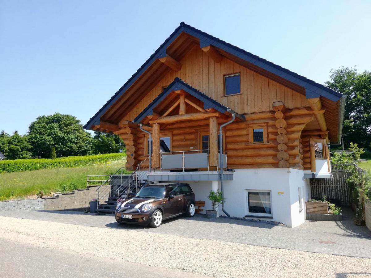 4 Sterne Ferienwohnung Stammzeit Nettersheim Esterno foto